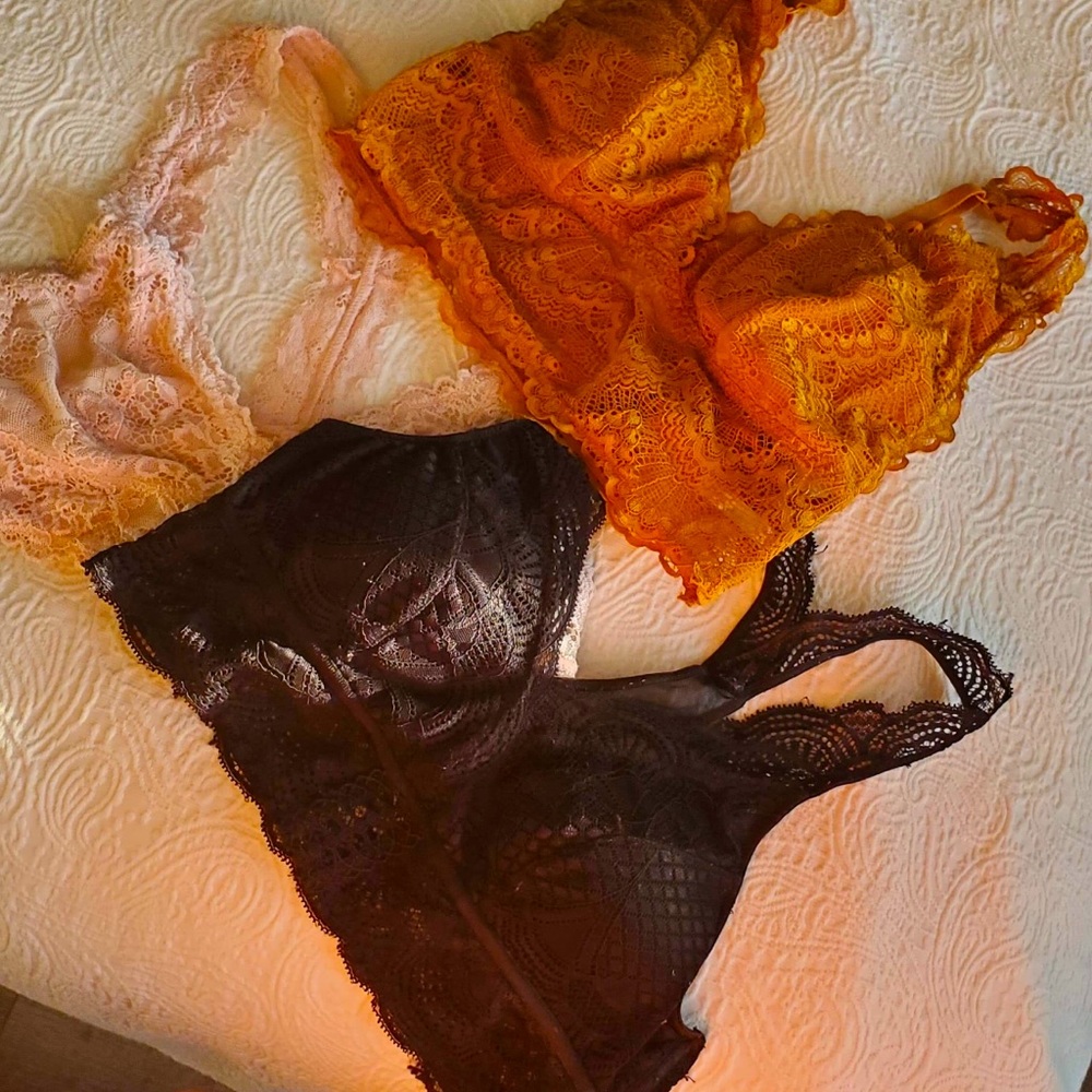 Bundle of 3 bralettes